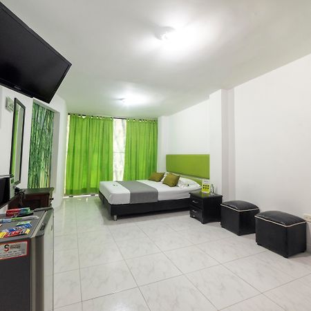 Hotel Paradise Lleras Medellín Zewnętrze zdjęcie