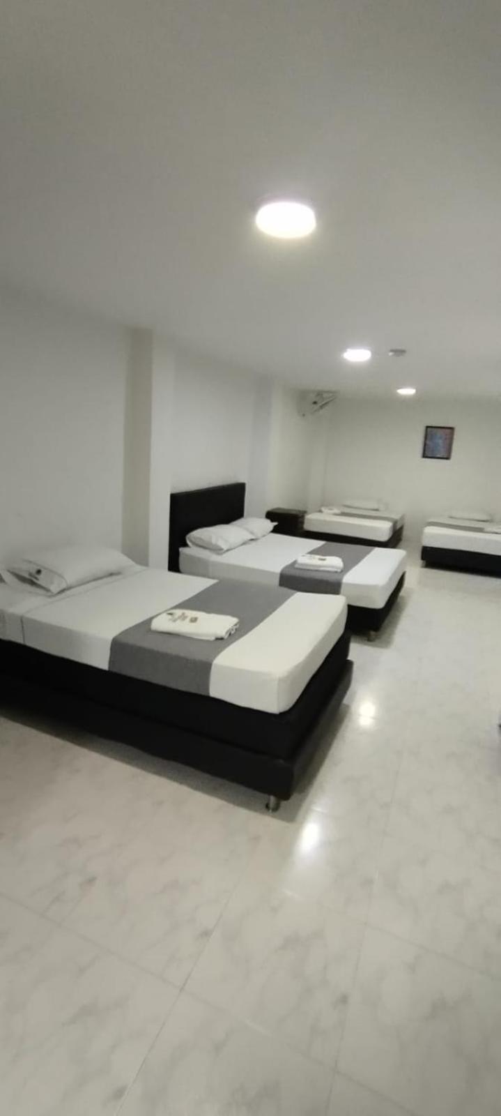 Hotel Paradise Lleras Medellín Zewnętrze zdjęcie