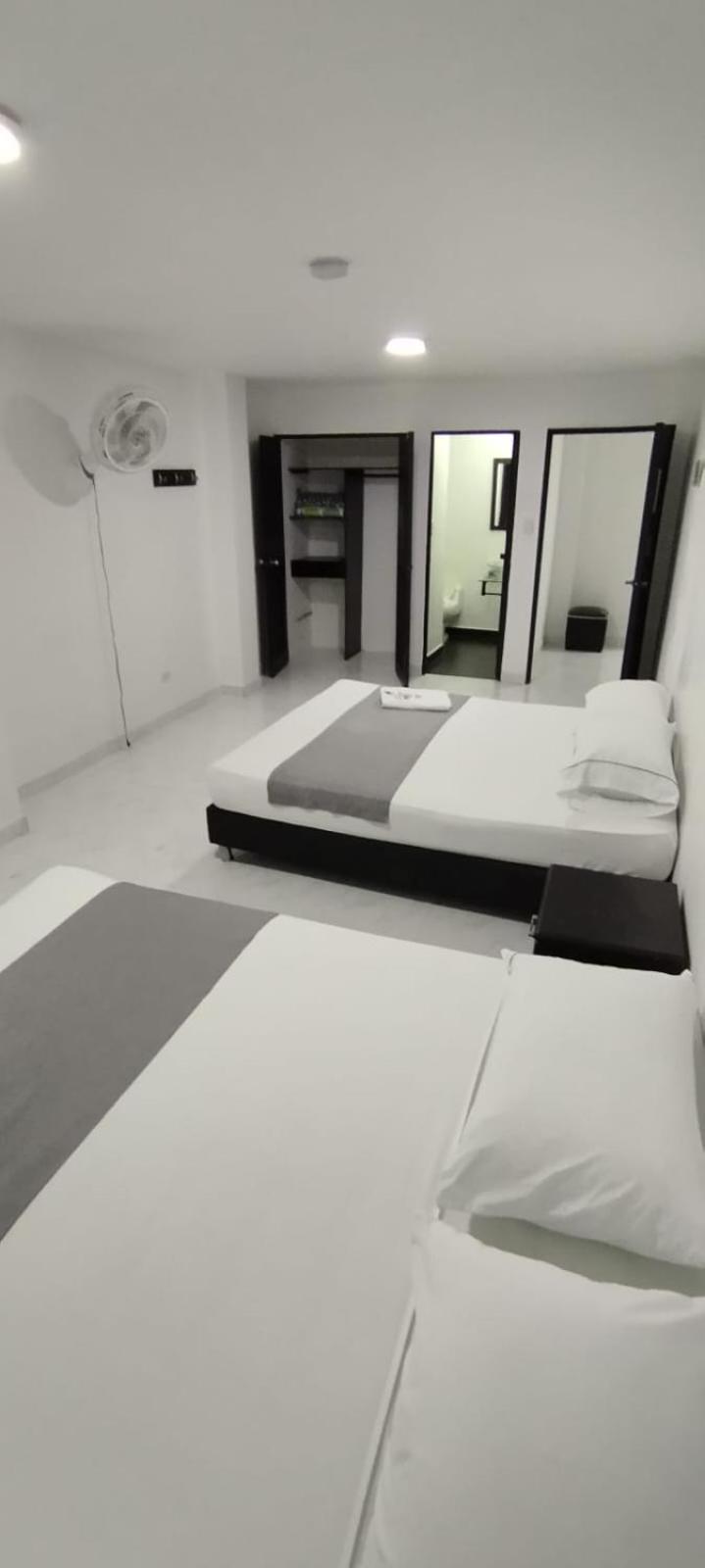 Hotel Paradise Lleras Medellín Zewnętrze zdjęcie