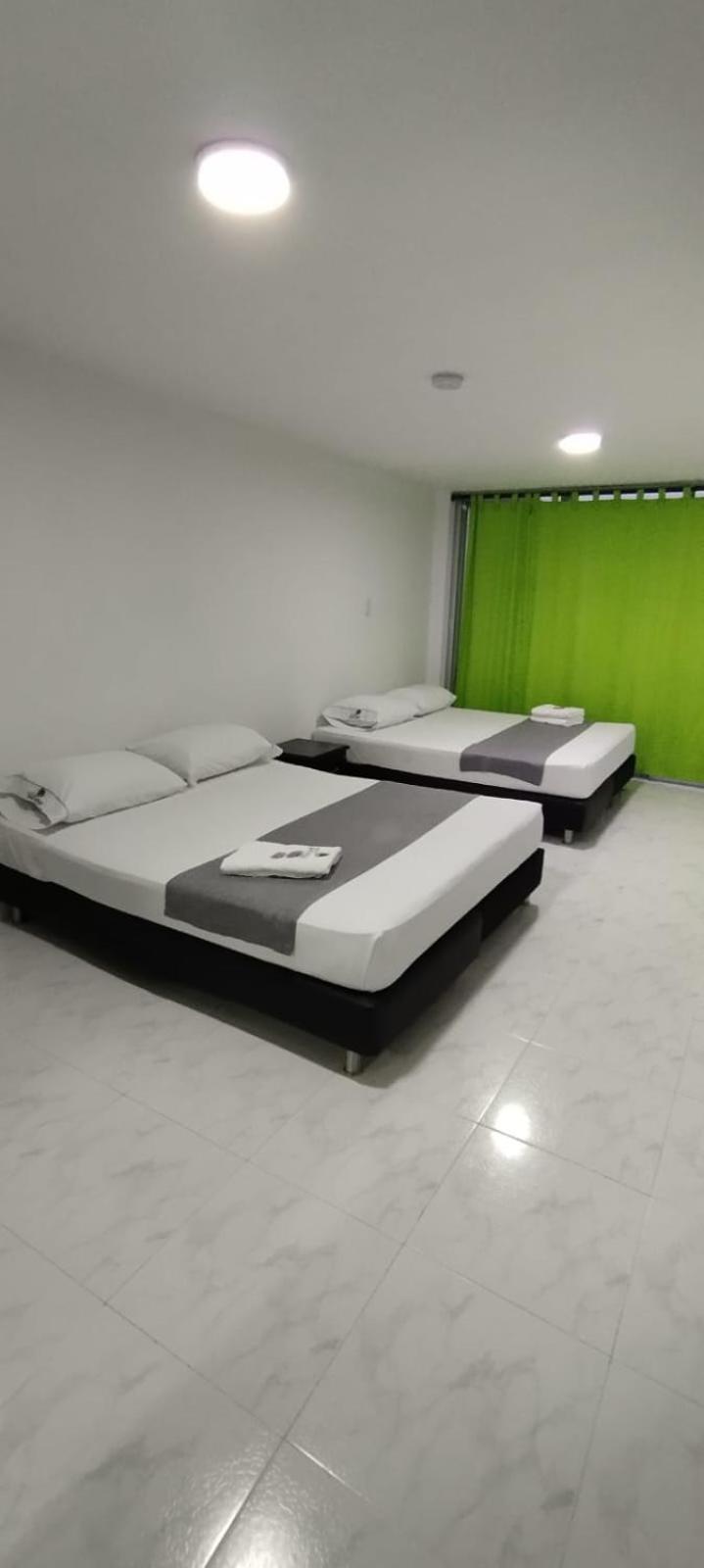 Hotel Paradise Lleras Medellín Zewnętrze zdjęcie