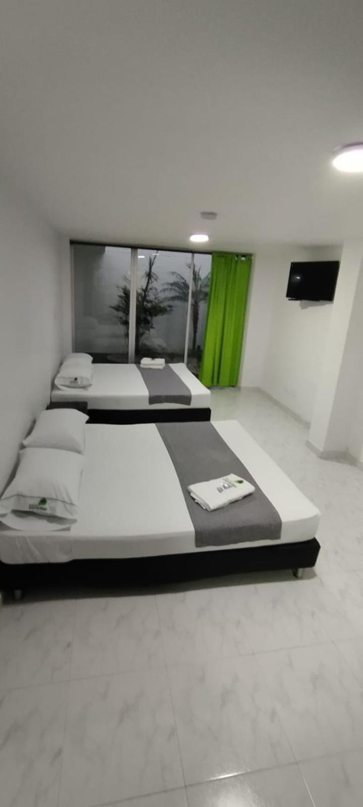 Hotel Paradise Lleras Medellín Zewnętrze zdjęcie