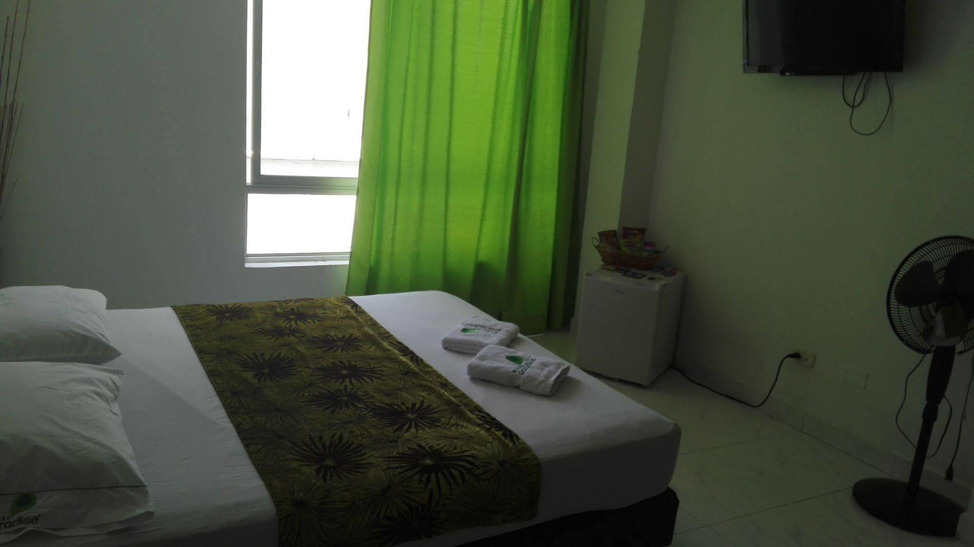 Hotel Paradise Lleras Medellín Zewnętrze zdjęcie