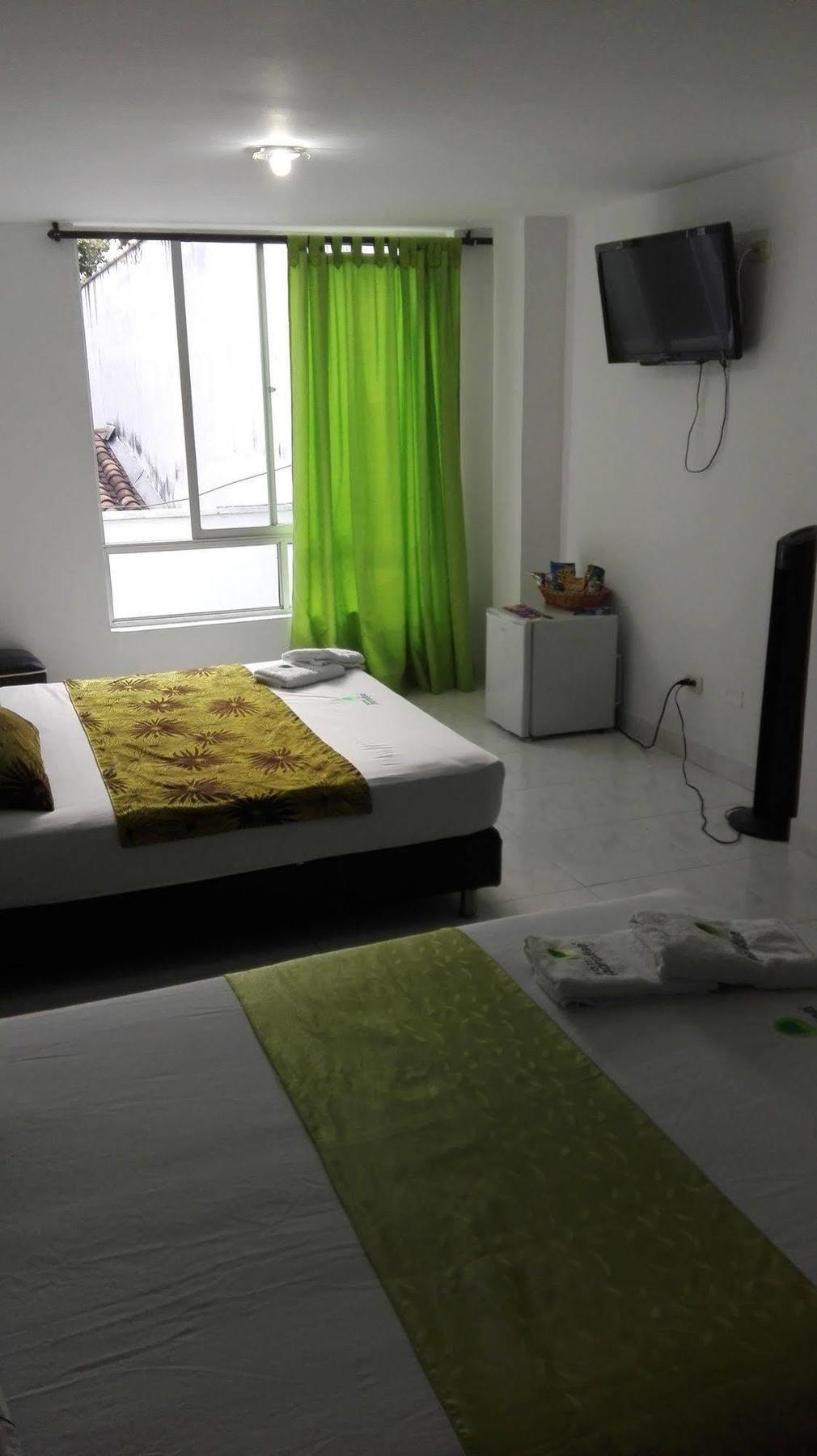 Hotel Paradise Lleras Medellín Zewnętrze zdjęcie