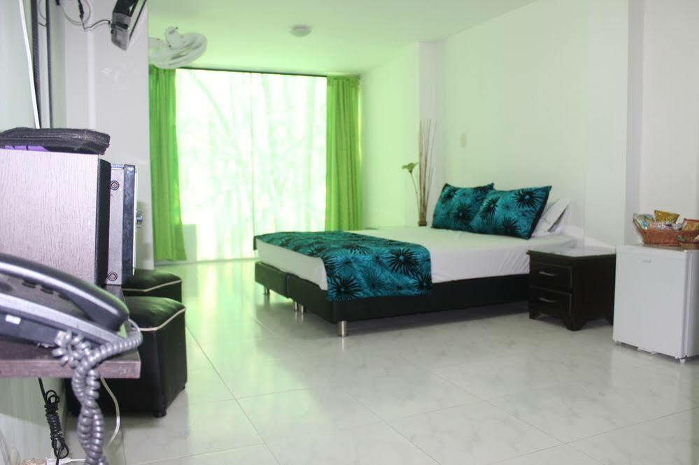 Hotel Paradise Lleras Medellín Zewnętrze zdjęcie